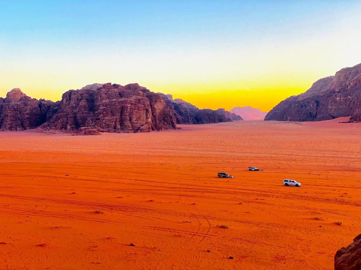 Bed and Breakfast Wadi Rum Galaxy Camp Exterior foto