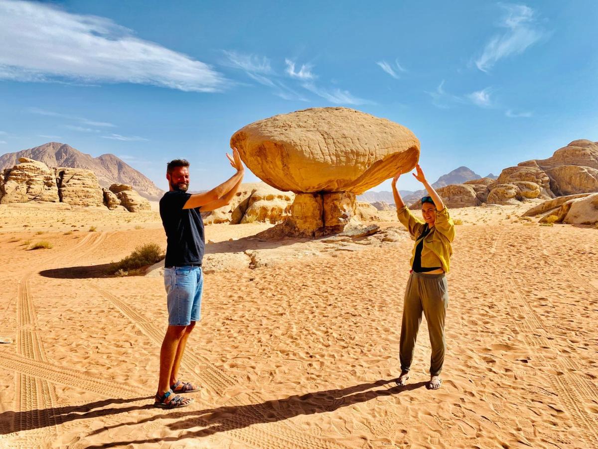 Bed and Breakfast Wadi Rum Galaxy Camp Exterior foto