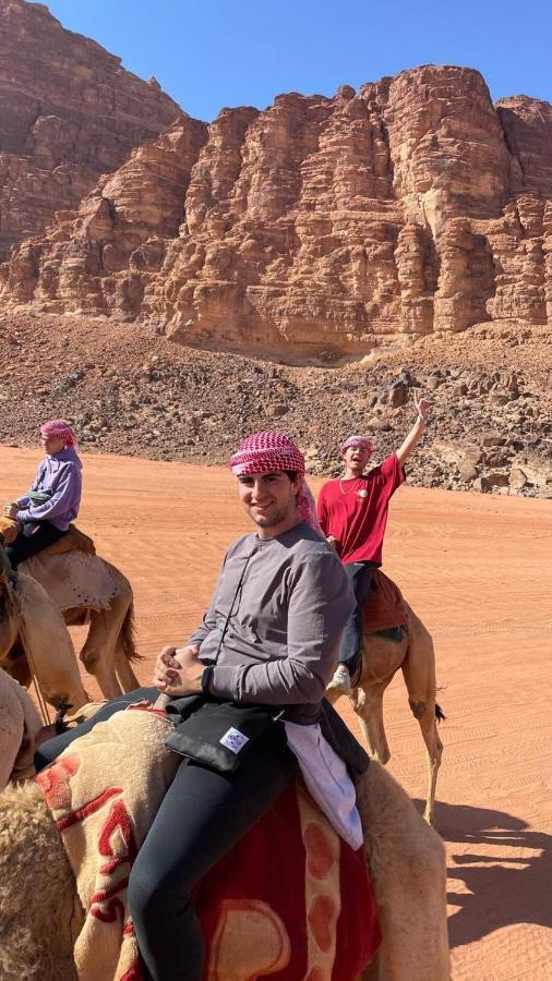 Bed and Breakfast Wadi Rum Galaxy Camp Exterior foto