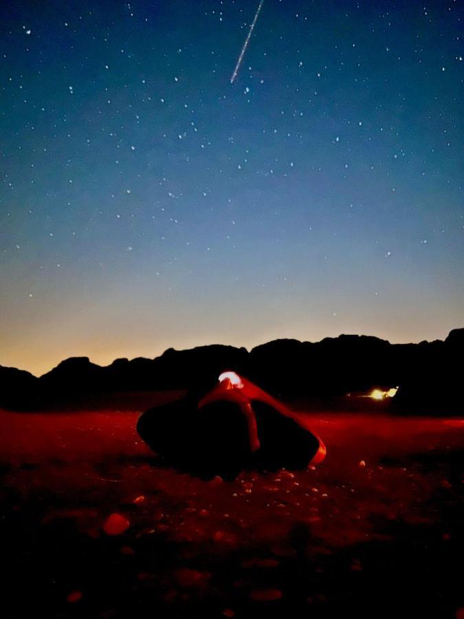 Bed and Breakfast Wadi Rum Galaxy Camp Exterior foto