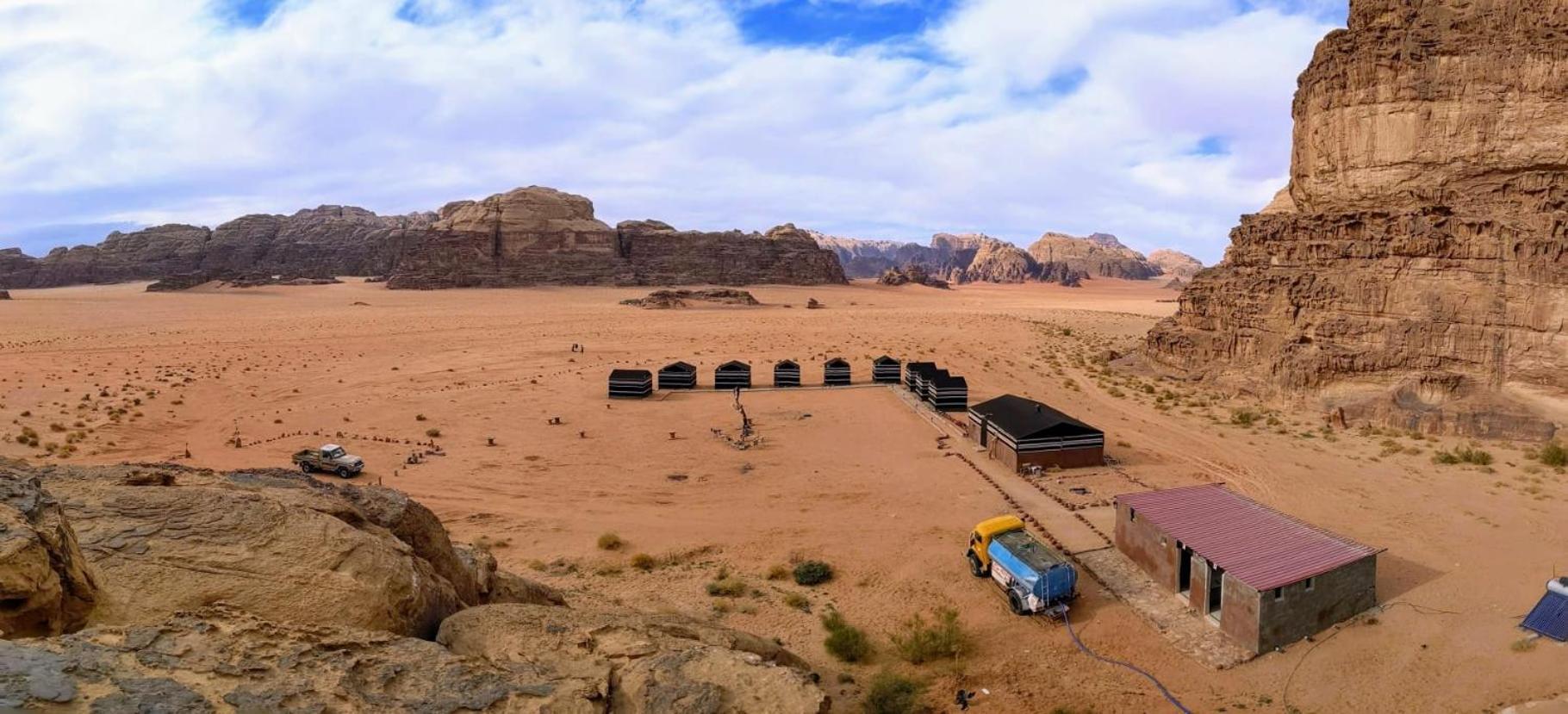 Bed and Breakfast Wadi Rum Galaxy Camp Exterior foto