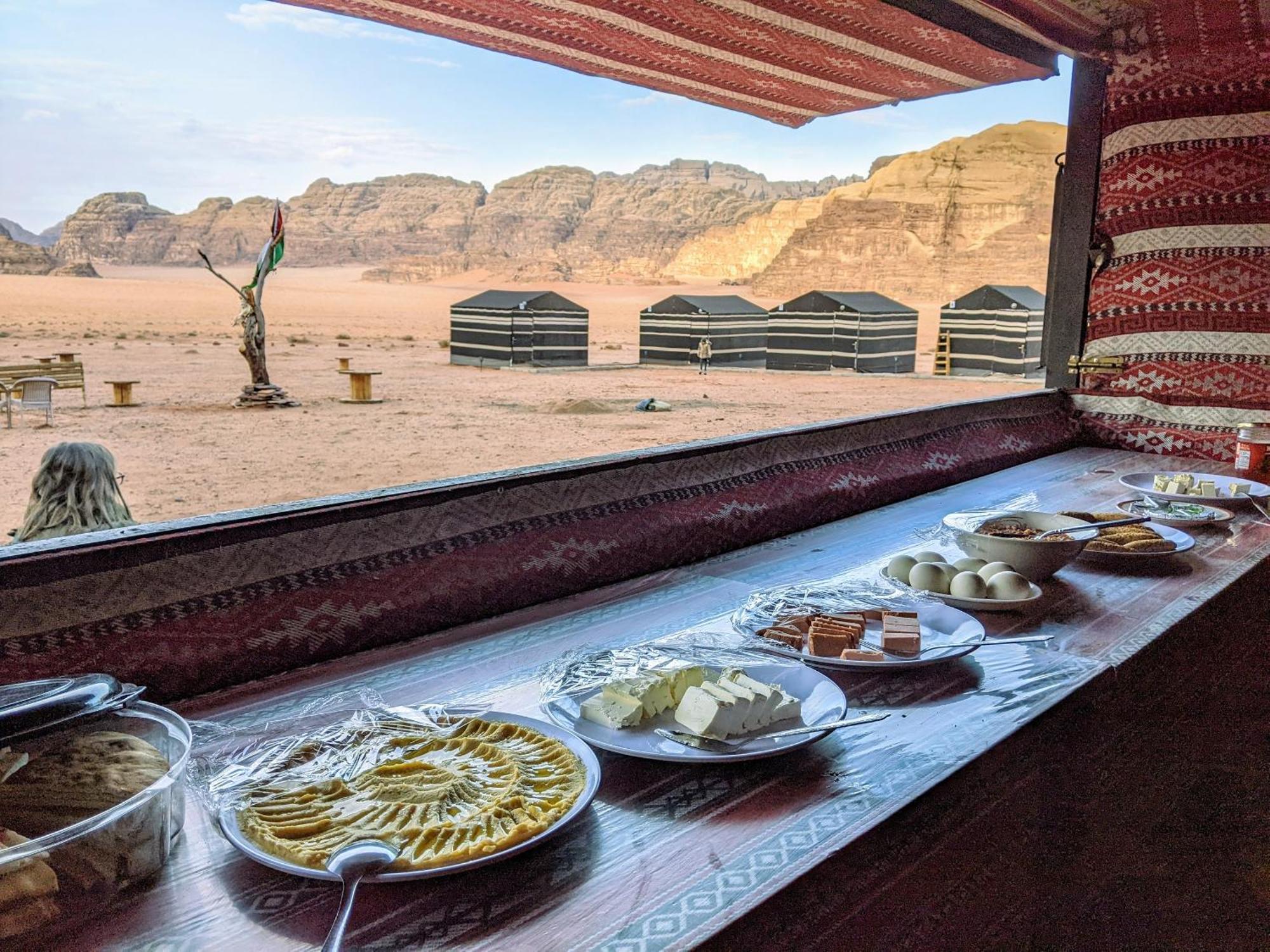 Bed and Breakfast Wadi Rum Galaxy Camp Exterior foto